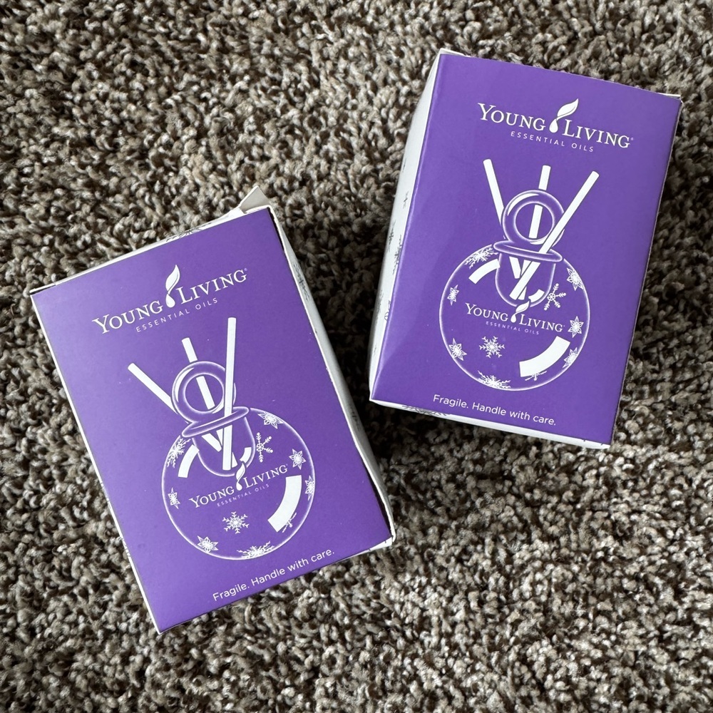 [young living essential oils] reed diffuser ornaments